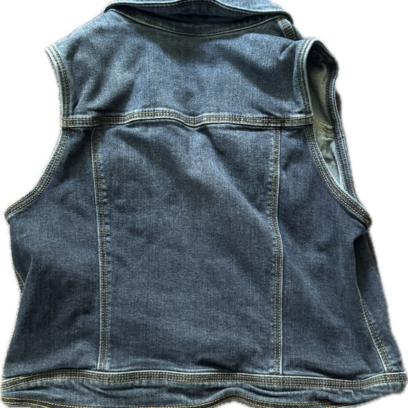 Cat & Jack Blue Denim Vest Classic Sleeveless Design - Picture 3 of 3